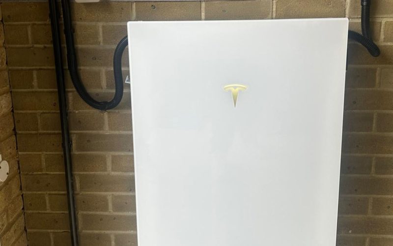 Maximising Solar Potential with Advanced Battery Storage Featured