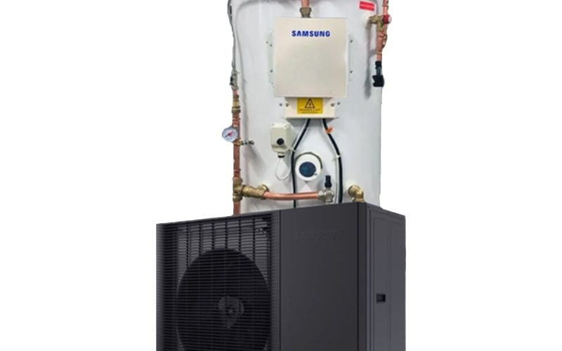 Samsung R290 - 5kW Air Source Heat Pump and Cylinder Featured